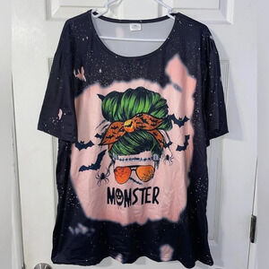 “Momster” Halloween shirt 3xl